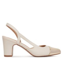 Czółenka Clara Barson. Brązowe czółenka damskie Clara Barson, bez wzorów, bez obcasa. Za 119.99 zł.