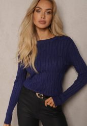 Granatowy Sweter z Wiskozą i Ozdobnym Splotem Saviana. Niebieskie swetry klasyczne damskie Renee, z jeansu, bez kołnierzyka. Za 99.99 zł.