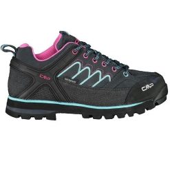 Buty trekkingowe Kobieta Cmp Altak Wp czarny. Czarne obuwie trekkingowe damskie CMP, z materiału, bez zapięcia. W wyprzedaży za 449.99 zł.