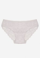 Jasnoszare Majtki Figi Zdobione Koronką Venissella. Szare figi Born2be, z aplikacjami, z bawełny. Za 9.99 zł.