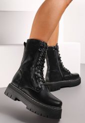 Czarne Sznurowane Botki Workery na Grubej Podeszwie Isolte. Czarne botki damskie Renee, eleganckie, bez obcasa, na płaskiej podeszwie, bez zapięcia. Za 159.99 zł.
