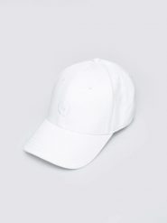 Czapka z daszkiem z haftem biała Centi 101. Białe czapki z daszkiem damskie Big Star, na lato, bez wzorów, z bawełny. Za 79.99 zł.