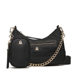 Torebka Steve Madden. Czarne torebki klasyczne damskie Steve Madden, bez dodatków. Za 349.99 zł.