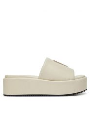 Blauer Klapki S5OPAL03/PUL Écru. Klapki damskie Blauer, bez wzorów, ze skóry, bez obcasa, bez zapięcia. Za 219.99 zł.