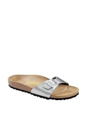 Birkenstock Klapki w kolorze srebrnym rozmiar: 39. Szare klapki damskie Birkenstock, bez wzorów, z materiału, z otwartym noskiem, bez obcasa, bez zapięcia. Za 311.85 zł.