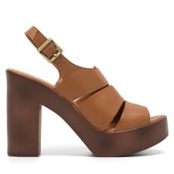 Sandały Lasocki. Brązowe sandały damskie Lasocki, bez wzorów, bez obcasa, na słupku, bez zapięcia. Za 199.99 zł.
