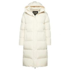 Damska długa kurtka z kapturem Superdry. Białe kurtki damskie Superdry, bez wzorów, z kapturem. Za 851.75 zł.