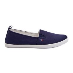 Tenisówki Trampki Slip-On Damskie Granatowe Adrancia niebieskie. Niebieskie trampki damskie bez wzorów, bez zapięcia. Za 92.80 zł.
