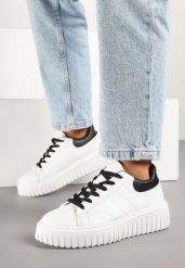 Biało-Czarne Sneakersy na Grubej Tłoczonej Podeszwie Zdivila. Białe obuwie sportowe damskie Born2be, z jeansu, bez zapięcia. Za 89.99 zł.