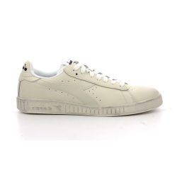 Diadora Game Low Woskowane Beżowe Buty Sneakersowe Dorosłych. Białe obuwie sportowe casual damskie Diadora, ze skóry, bez zapięcia. Za 603.00 zł.