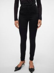 Vero Moda Dżinsy - Skinny fit - w kolorze czarnym rozmiar: M/L30. Czarne jeansy damskie Vero Moda, z podwyższonym stanem. Za 113.95 zł.