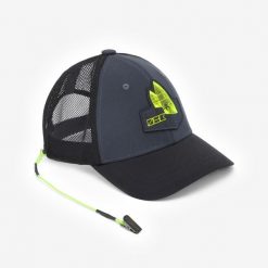 Czapka z daszkiem żeglarska Decathlon 500. Czarne czapki z daszkiem damskie Decathlon, bez wzorów, z elastanu. Za 49.99 zł.