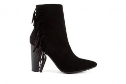 Botki Bayla-128 2005 147 Zamsz Czarny, Skóra naturalna - 38. Czarne botki damskie Bayla, ze skóry, bez obcasa, na obcasie, bez zapięcia. W wyprzedaży za 89.10 zł.