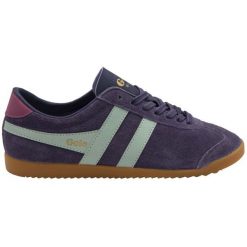 Sneakersy damscy Gola Bullet Suede Trainer. Fioletowe obuwie sportowe damskie Gola, bez zapięcia. W wyprzedaży za 352.00 zł.