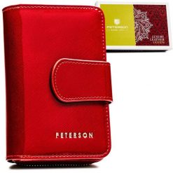 Portfel skórzany Peterson PTN 76115-SAF czerwony. Czerwone portfele damskie Peterson, bez wzorów, ze skóry. Za 139.00 zł.