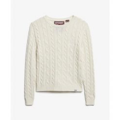 Sweter z cienkimi warkoczami, klasyczny, okrągły dekolt, damski Superdry. Białe swetry klasyczne damskie Superdry, na zimę, ze splotem, bez kołnierzyka. Za 224.50 zł.