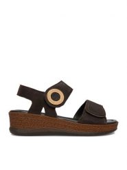 Go Soft Sandały CEO-WI16-ALIA-02 Brązowy. Brązowe sandały damskie GO SOFT, bez wzorów, ze skóry, bez obcasa, na koturnie, bez zapięcia. Za 169.99 zł.