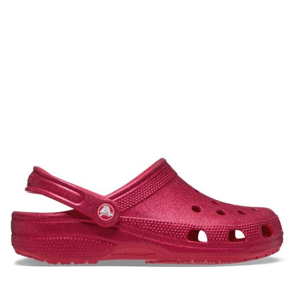 Klapki Crocs. Czerwone klapki damskie Crocs, bez wzorów, bez obcasa, bez zapięcia. Za 259.99 zł.