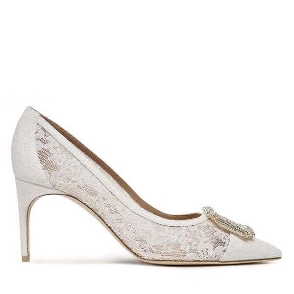 Szpilki MALONE SOULIERS. Białe szpilki damskie MALONE SOULIERS, bez wzorów, bez obcasa, na szpilce, bez zapięcia. Za 2,689.00 zł.