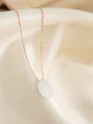 Lodie Silver Srebrny naszyjnik z kamieniem ozdobnym - dł. 43 cm rozmiar: onesize. Białe naszyjniki damskie Lodie Silver, srebrne. Za 48.05 zł.