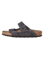 Birkenstock Skórzane klapki "Arizona" w kolorze antracytowym rozmiar: 41. Czarne klapki damskie Birkenstock, bez wzorów, ze skóry, z otwartym noskiem, bez obcasa, bez zapięcia. Za 394.95 zł.