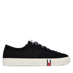 Tenisówki Tommy Jeans. Czarne trampki damskie Tommy Jeans, bez wzorów, z jeansu, bez zapięcia. Za 369.99 zł.