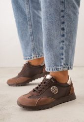 Brązowe Sneakersy ze Skóry Naturalnej Ozdobione Metaliczną Aplikacją Tidina. Brązowe obuwie sportowe damskie Renee, na wiosnę, z jeansu, bez zapięcia. Za 189.99 zł.