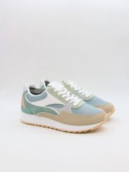 Bellucci Sneakersy ze wzorem rozmiar: 37. Obuwie sportowe damskie Bellucci, bez zapięcia, Adidas Advantage. Za 123.25 zł.