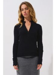 AUTHENTIC CASHMERE Kaszmirowy sweter "Asta" w kolorze czarnym rozmiar: M. Czarne swetry klasyczne damskie AUTHENTIC CASHMERE, m, z kaszmiru, bez kołnierzyka. Za 434.99 zł.