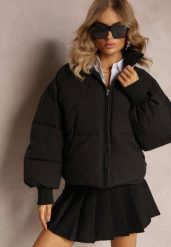 Czarna Pudełkowa Kurtka Pikowana o Kroju Oversize Isatti. Czarne kurtki damskie Renee, l, bez wzorów, bez kaptura. Za 159.99 zł.