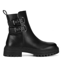 Botki DeeZee. Czarne botki damskie DeeZee, bez obcasa, na płaskiej podeszwie, bez zapięcia. Za 199.99 zł.