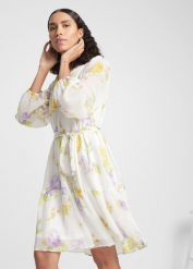 Sukienka. Białe sukienki damskie bonprix, bez wzorów, bez ramiączek. Za 122.99 zł.