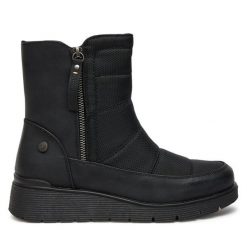 Botki Refresh. Czarne botki damskie Refresh, bez obcasa, na płaskiej podeszwie, bez zapięcia. Za 289.99 zł.