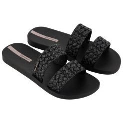 Klapki damskie Ipanema Renda Ii. Czarne klapki damskie Ipanema, bez wzorów, z gumy, bez obcasa, bez zapięcia. Za 79.99 zł.