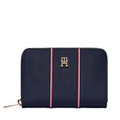 Portfel Tommy Hilfiger. Niebieskie portfele damskie Tommy Hilfiger, bez wzorów, z nylonu. Za 229.99 zł.