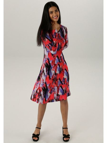 Aniston Sukienka w kolorze fioletowo-czerwonym rozmiar: 38. Czerwone sukienki damskie Aniston, bez wzorów, bez ramiączek. Za 96.45 zł.