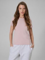 4F T-shirt slim gładki damski - różowy L. Czerwone t-shirty damskie 4F, l, bez wzorów, z dzianiny, bez kołnierzyka. Za 49.99 zł.