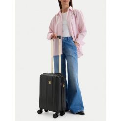 Walizka kabinowa Nine West. Czarne walizki Nine West, bez wzorów. Za 299.99 zł.
