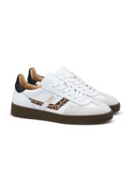 LLOYD Skórzane sneakersy w kolorze biało-czarno-jasnobrązowym rozmiar: 40. Białe obuwie sportowe damskie Lloyd, bez zapięcia, Adidas Advantage. Za 330.20 zł.