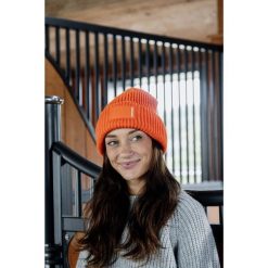 Czapka damska Kentucky Rubber. Brązowe czapki damskie KENTUCKY HORSEWEAR, na zimę, bez wzorów. Za 230.50 zł.