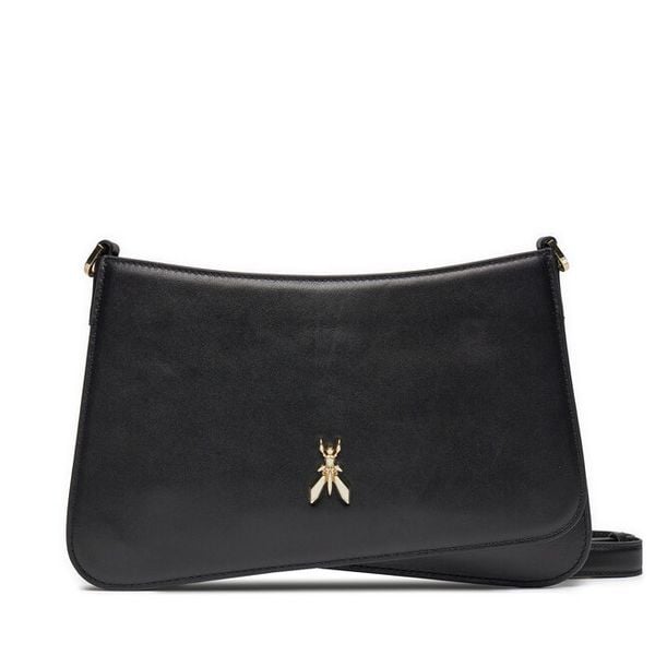 Torebka Patrizia Pepe. Czarne listonoszki damskie Patrizia Pepe, bez wzorów, bez dodatków. Za 939.99 zł.