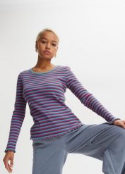 Prążkowana bluzka z bawełny organicznej. Niebieskie bluzki damskie bonprix, bez wzorów, z bawełny, bez kołnierzyka, bez ramiączek. Za 64.99 zł.