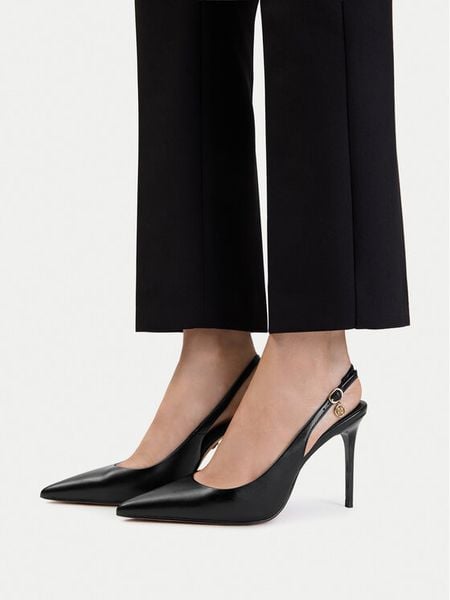 Nine West Szpilki CEO-TS6379-02 Czarny. Czarne szpilki damskie Nine West, bez wzorów, ze skóry, bez obcasa, na szpilce, bez zapięcia. Za 229.99 zł.