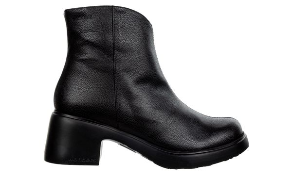 Botki Wonders E-7125 Wild I Negro 138043, Czarny, Skóra naturalna - 36. Czarne botki damskie Wonders, ze skóry, eleganckie, bez obcasa, na obcasie, bez zapięcia. W wyprzedaży za 560.99 zł.