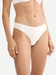 Triumph Figi klasyczne Illusion 10219711 Écru. Figi Triumph, bez wzorów, z syntetyku. Za 99.99 zł.