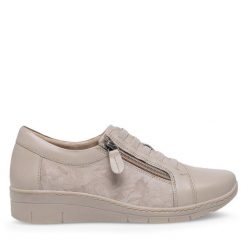 Półbuty Go Soft. Brązowe półbuty damskie GO SOFT, bez wzorów, bez obcasa, na płaskiej podeszwie, bez zapięcia. Za 159.99 zł.