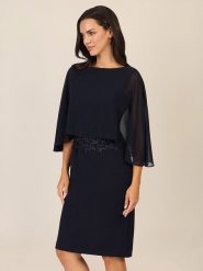 APART Sukienka w kolorze granatowym rozmiar: 40. Niebieskie sukienki damskie Apart, bez wzorów, z koronki, bez ramiączek. Za 252.99 zł.