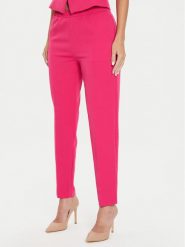 Guess Spodnie materiałowe W4YB52 WFWX2 Różowy Regular Fit. Czerwone spodnie materiałowe damskie Guess, z aplikacjami, z materiału. Za 189.99 zł.