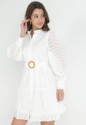 Biała Bawełniana Sukienka z Paskiem i Ażurowym Haftem Joannah. Białe sukienki damskie Born2be, z aplikacjami, z bawełny, bez ramiączek. Za 229.99 zł.