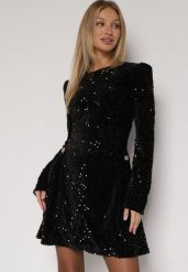 Czarna Cekinowa Sukienka Koktajlowa z Geometrycznymi Ramionami Reffera. Czarne sukienki damskie Born2be, bez wzorów, eleganckie, bez ramiączek. Za 199.99 zł.